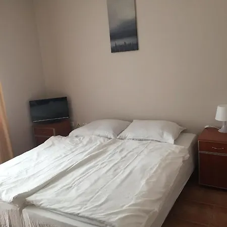 Anker-podczele Couette-café 3*